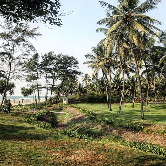 Varca Beach – Travel Guide, Travel Tips, Places to Visit, Hotels and