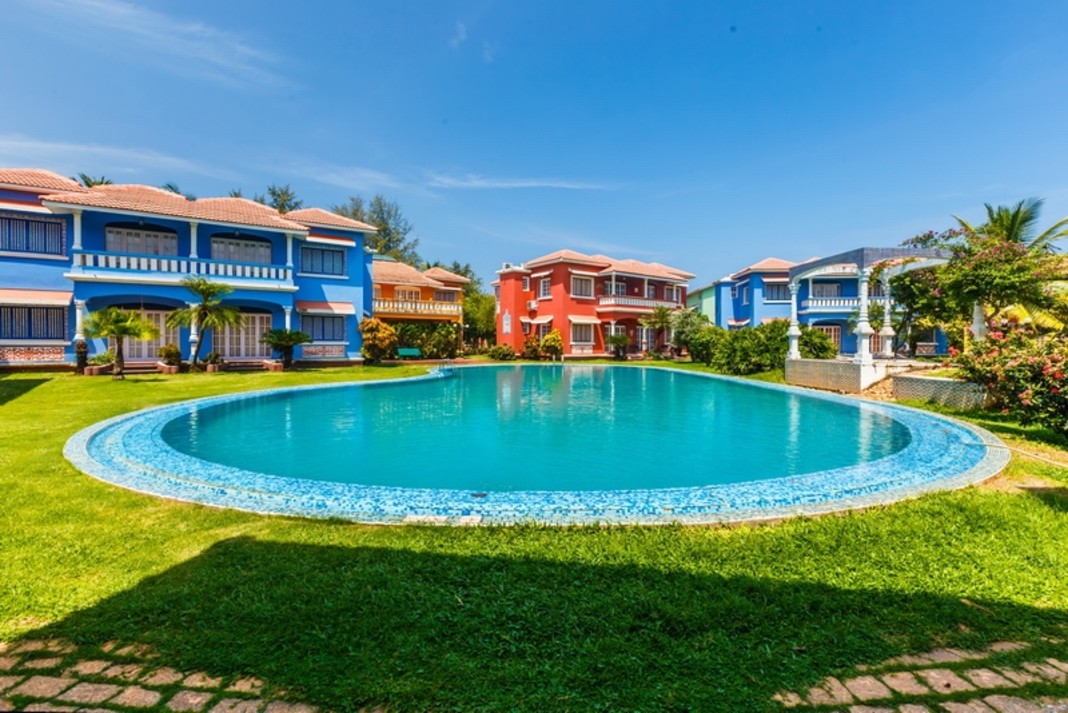 Blue  Diamond Apartment