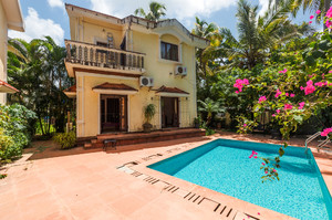 San Arezzo — Villa for rent in Nagoa