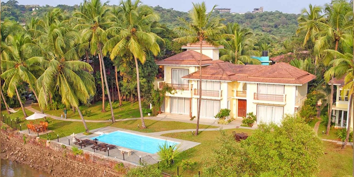 Villa Waterfront