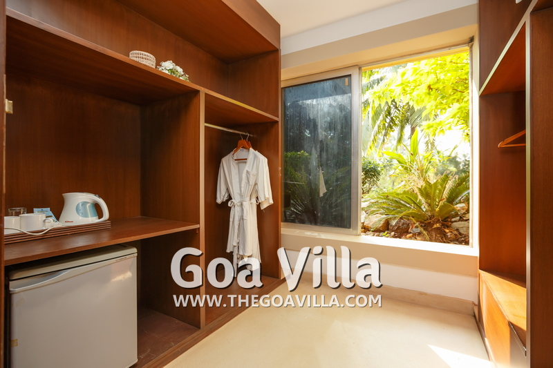 Yoga Beach Hotel