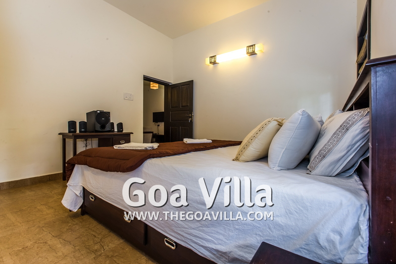 Morjim Beach Villa
