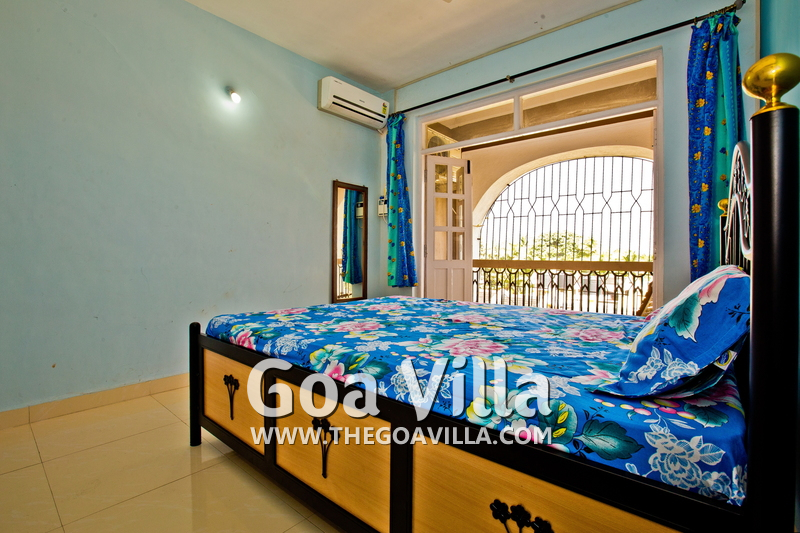 Pool view apartment