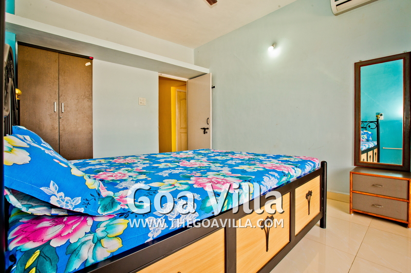 Pool view apartment
