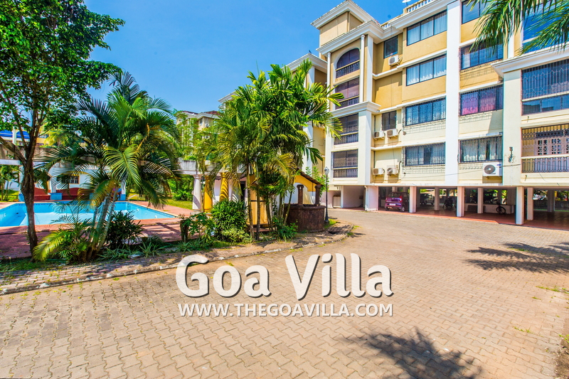 Pool view apartment