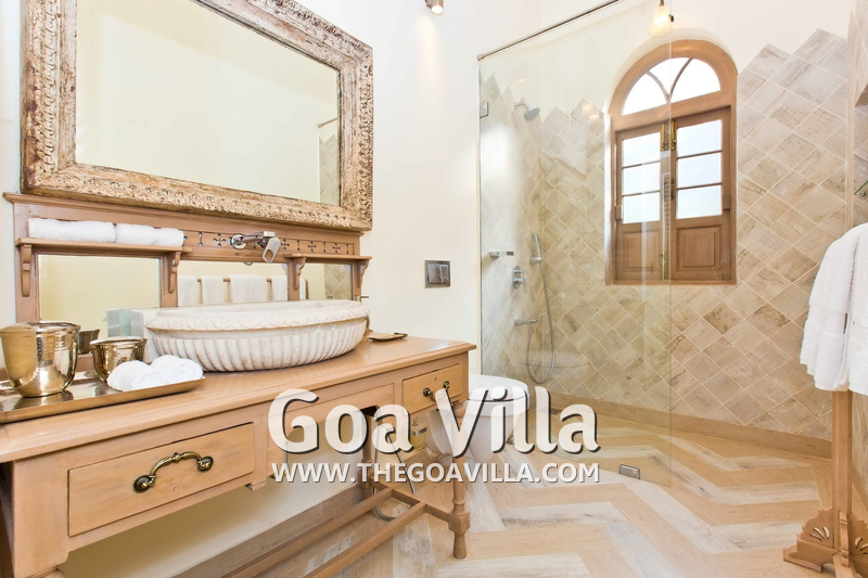 Prestige‎ Villa
