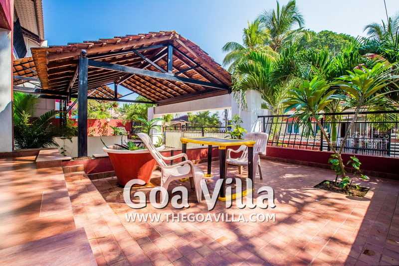 Donatella Villa