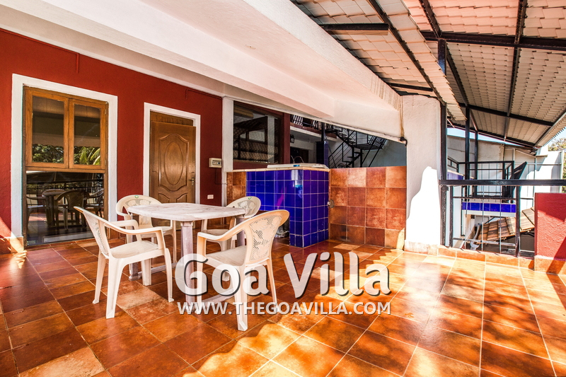 Donatella Villa