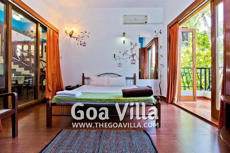 Donatella Villa