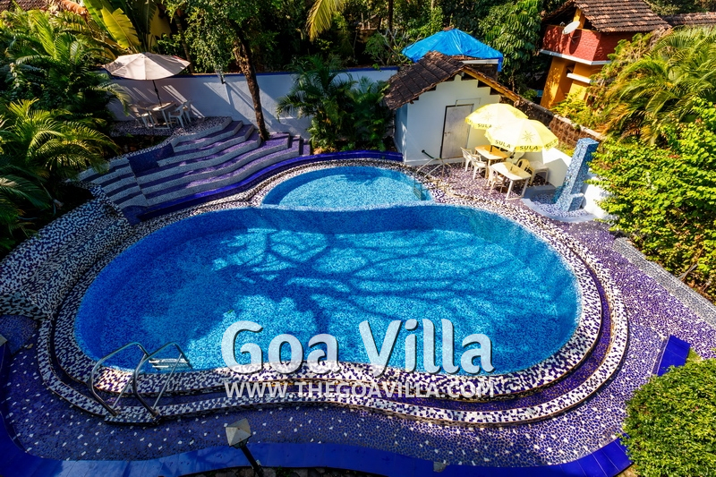 La Roca Village