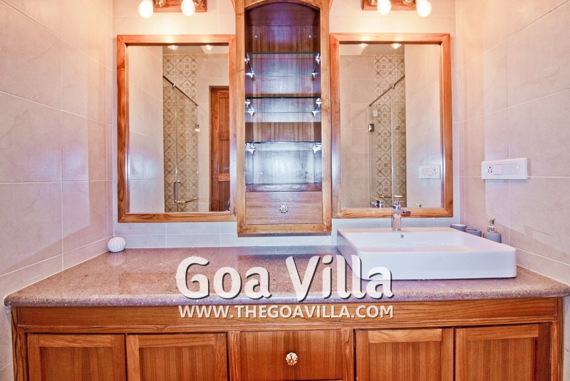 Villa Scarlett