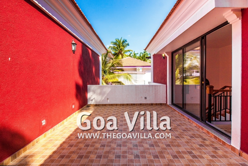Villa Scarlett