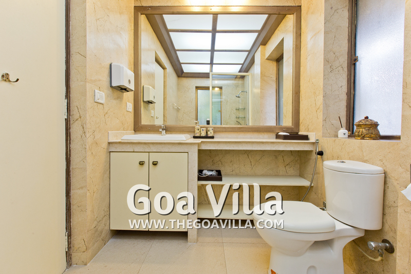 Eva Villa