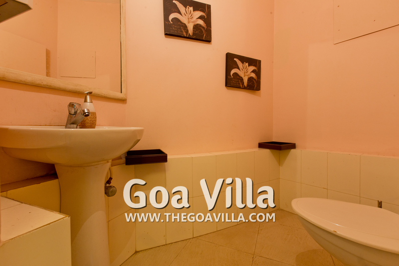 Eva Villa