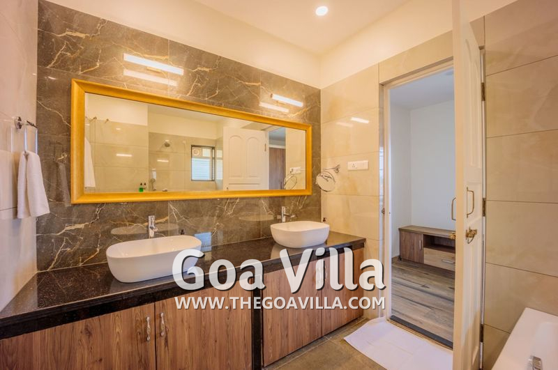 Villa Exuberant