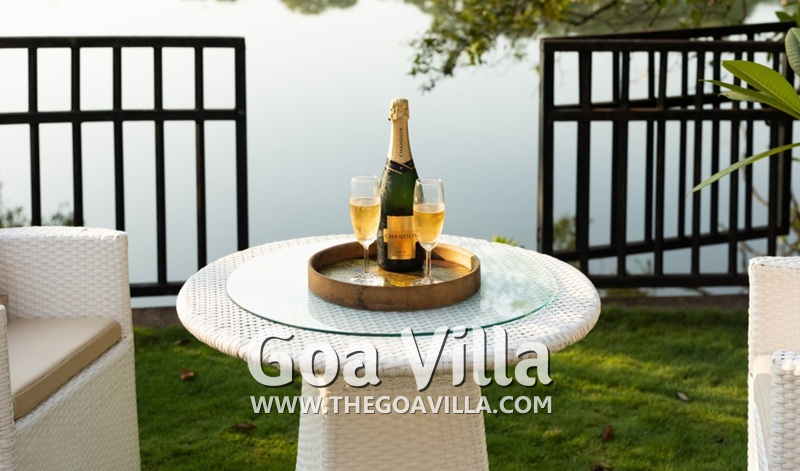 Villa Riverside