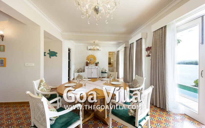 Villa Riverside