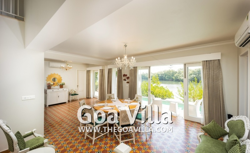 Villa Riverside