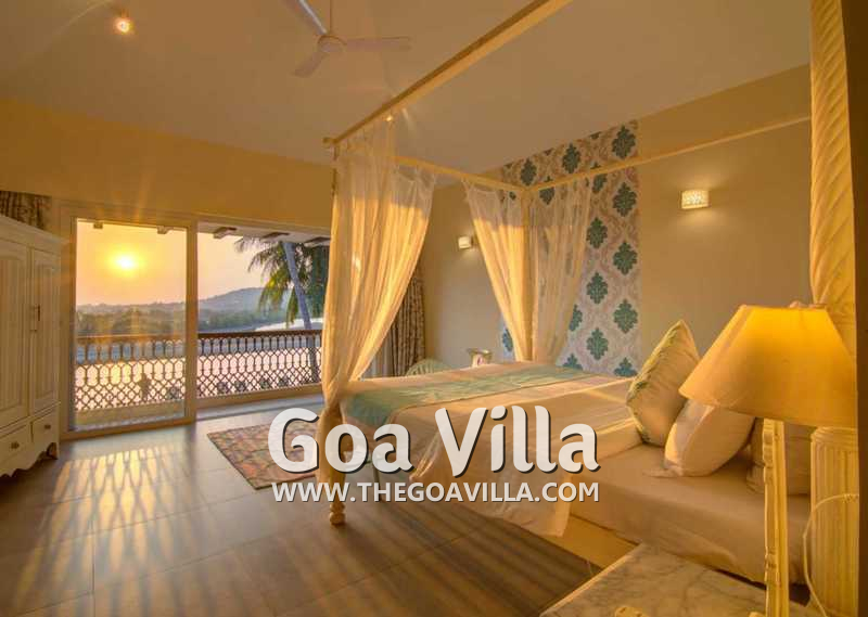 Villa Waterfront