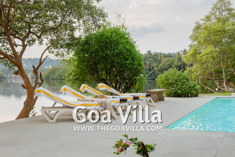 Villa Coconut Waterfront